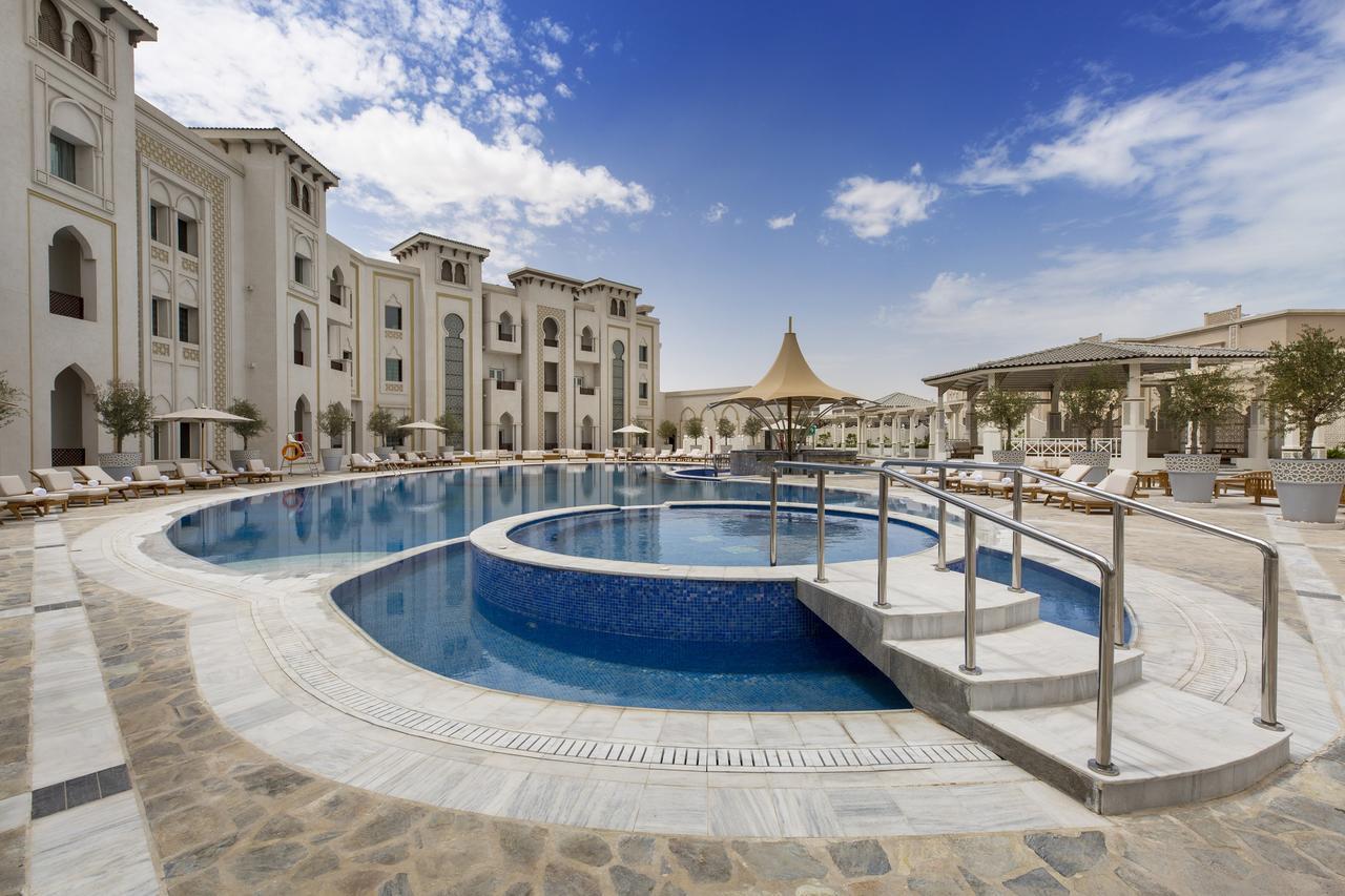 Ezdan Palace Hotel Doha Exterior foto